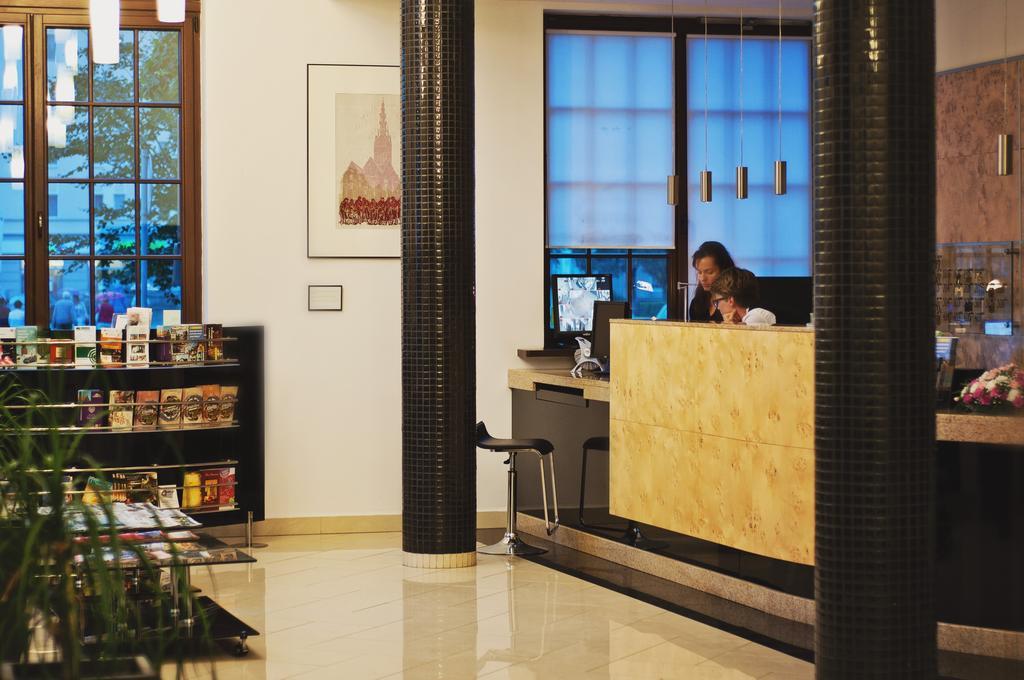 Hotel Pod Lwem Elbląg Eksteriør billede