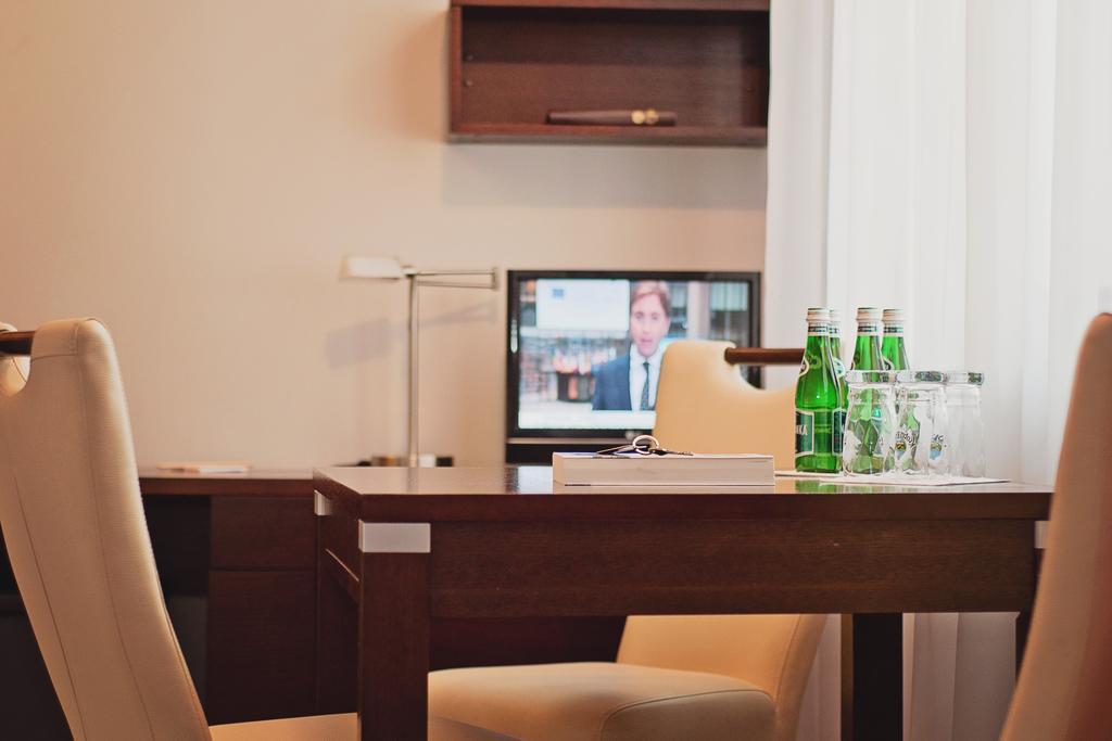 Hotel Pod Lwem Elbląg Værelse billede